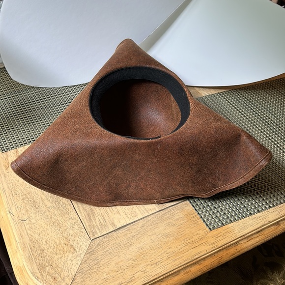 ADULT Jack Sparrow Pirate Hat - Picture 5 of 5